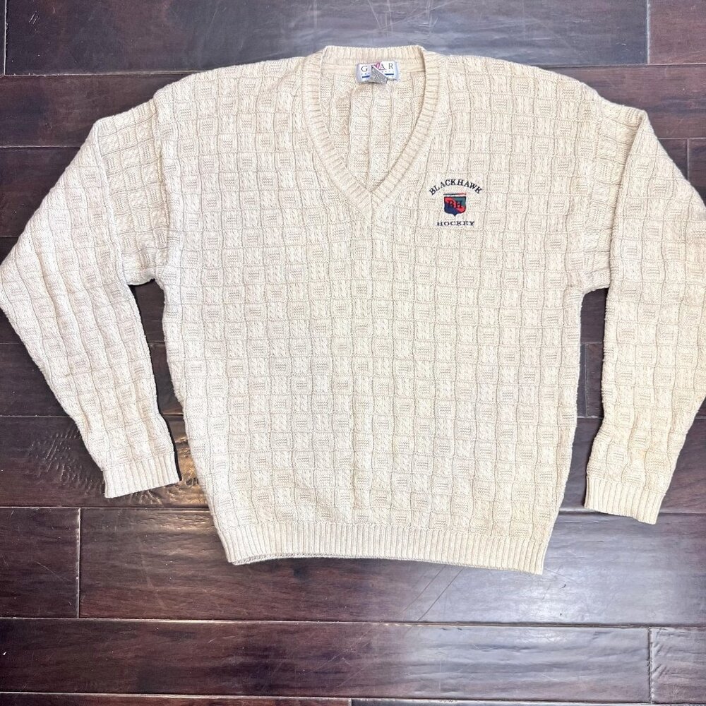 Blackhawk Hockey Sweater Mens Medium Beige Cotton Knit V Neck Gear Sports